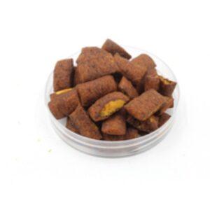 אורבן חטיף כריות בקר וגבניה לחתול 80 גרם